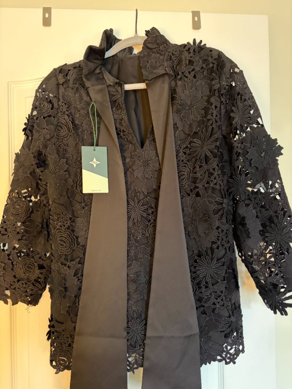 Tuckernuck Black Guipure Lace Faye Blouse - Picture 2 of 4